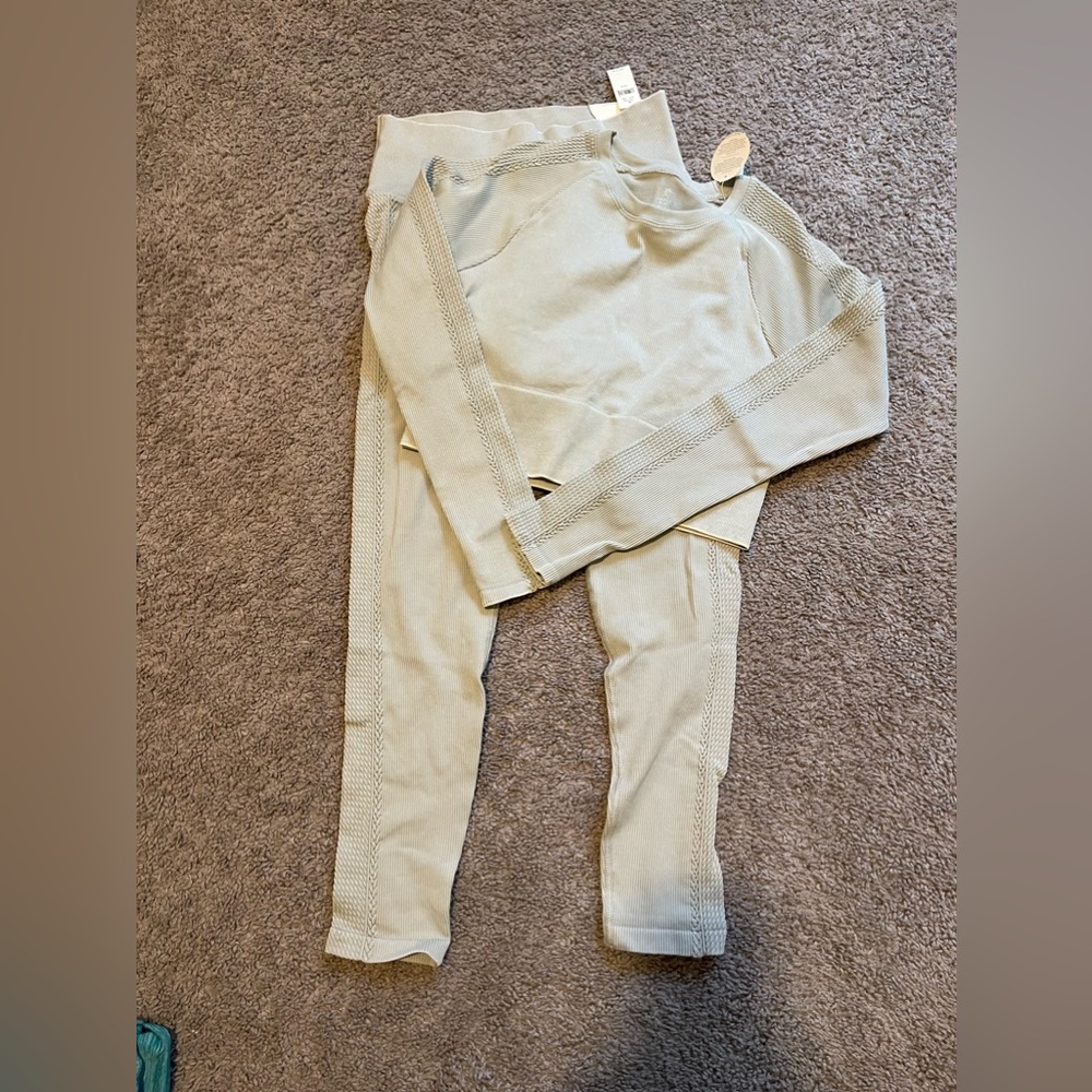 Offline by Aerie set M top and bottoms NEW WITH TAGS